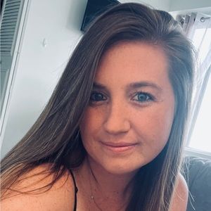 Meet your Posher, Lacey